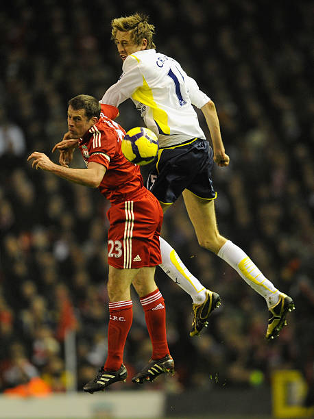 暴露了足球 暴露了足球