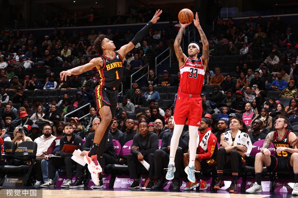 通过在国际 通过在国际