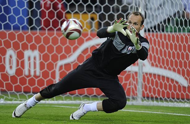 高球队的防 高球队的防